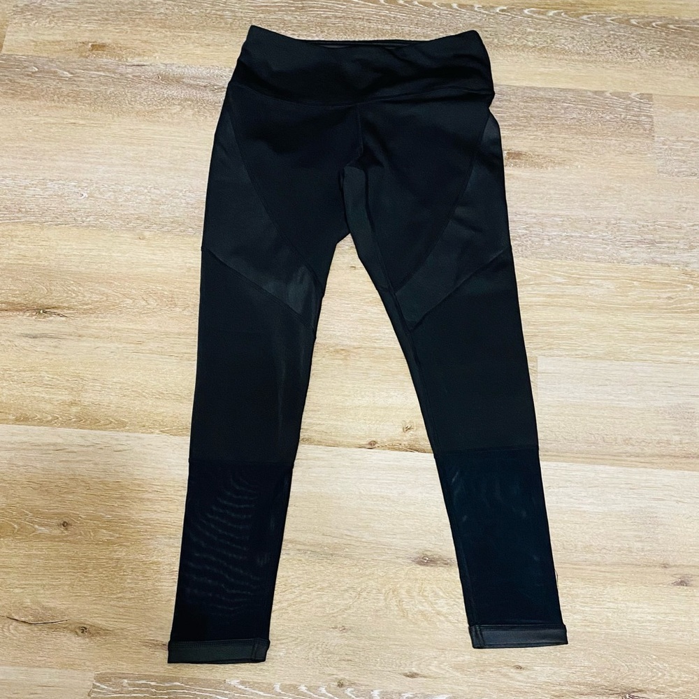 90 Degree By Reflex Reversible Black Leggings - Picture 3 of 6